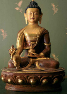 Il Tibetano oggetti religiosi per la meditazione e la medicina alternativa  Foto stock - Alamy